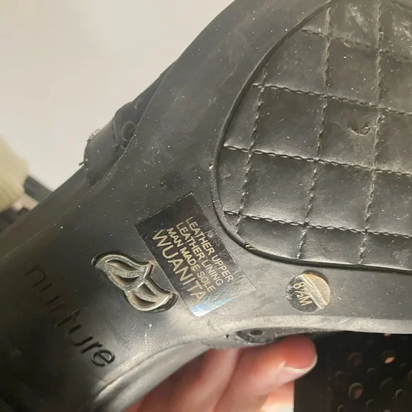 Nurture Heel Leather Sandal - Picture 7 of 8